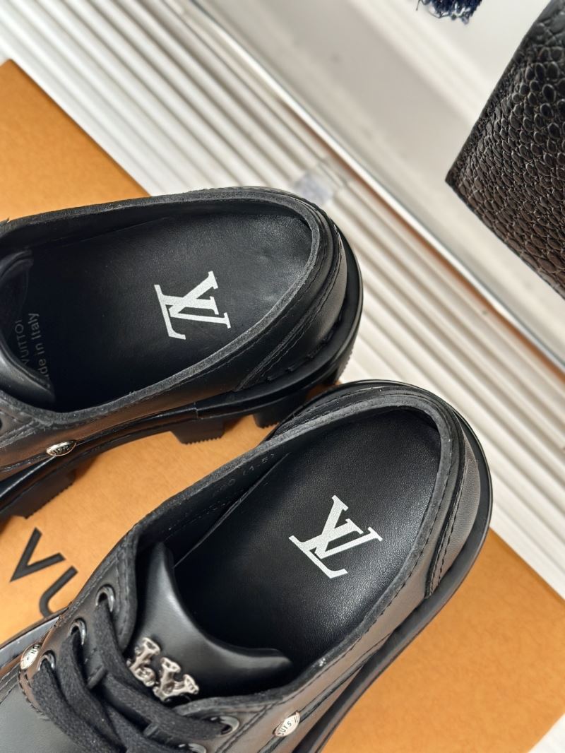 Louis Vuitton Low Shoes